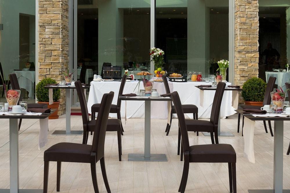 Ele Park Pamphili Hotel