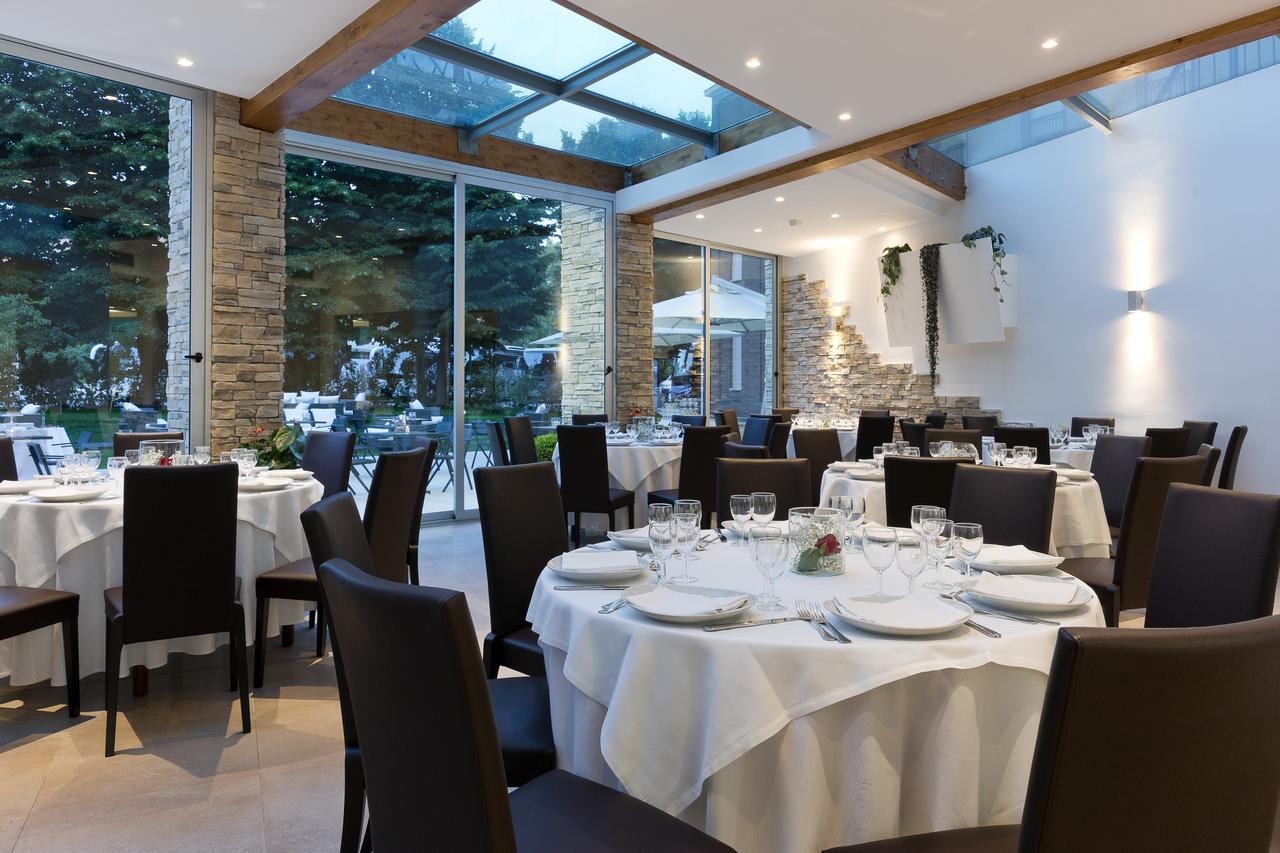 Ele Park Pamphili Hotel 4*