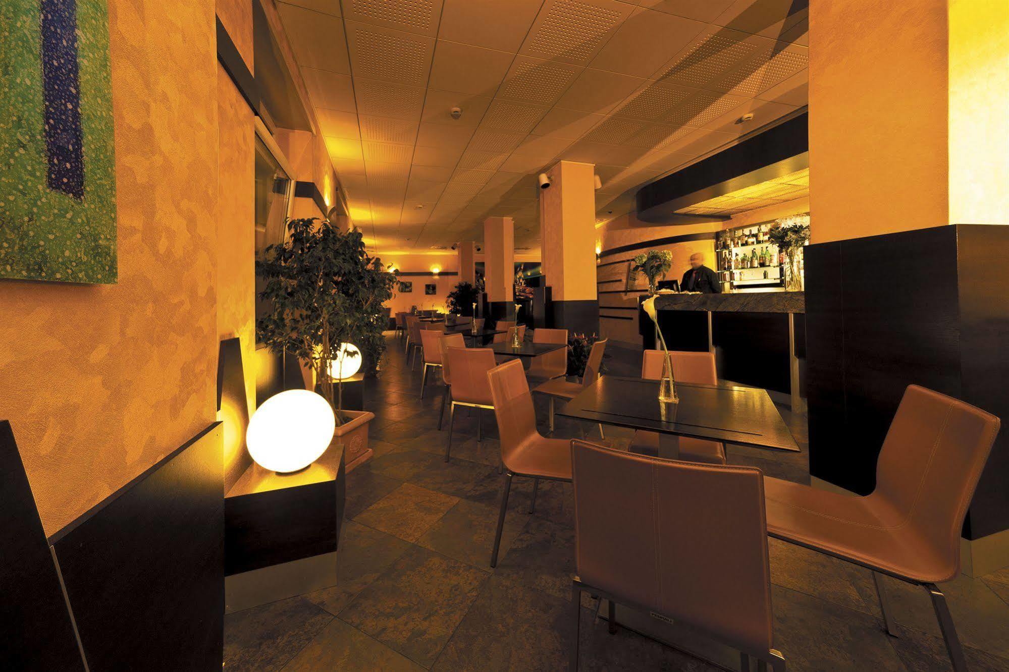 Hotel Ele Park Pamphili 4*